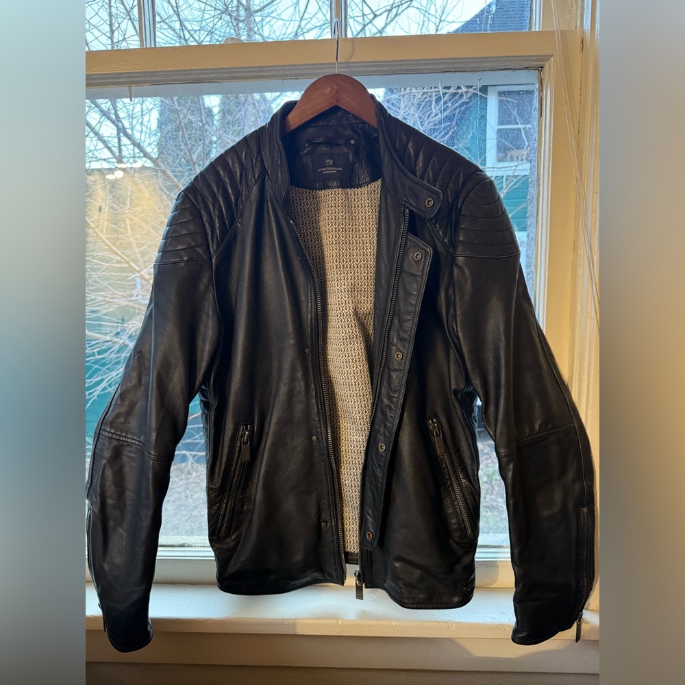 Scotch & Soda. Hardly worn, no scuffs or wear. Perfect condition.